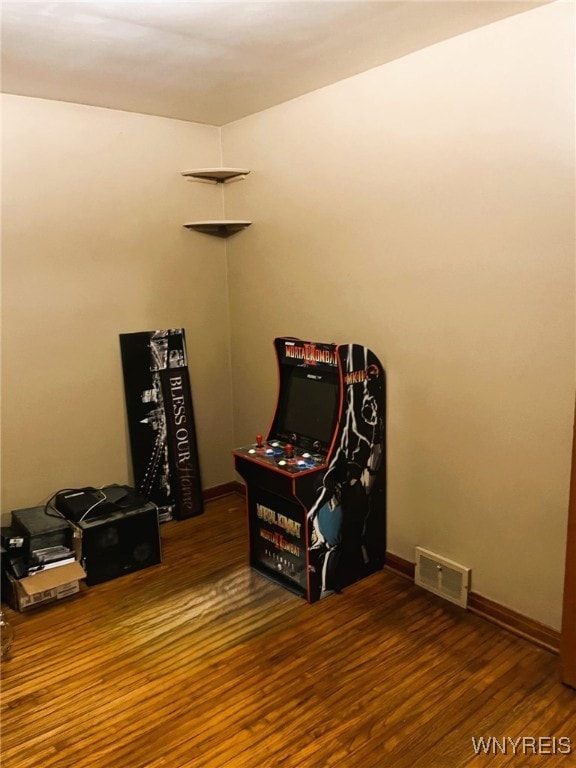 1266 91st St, Niagara Falls, NY 14304 - misc room featuring wood finished floors and baseboards