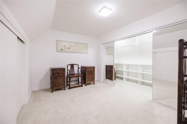 sitting room with carpet flooring