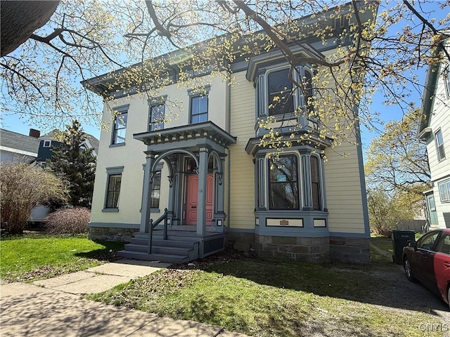 italianate house with a front lawn
