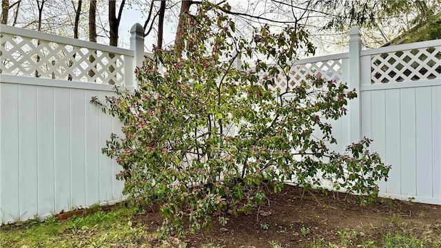 exterior space with fence