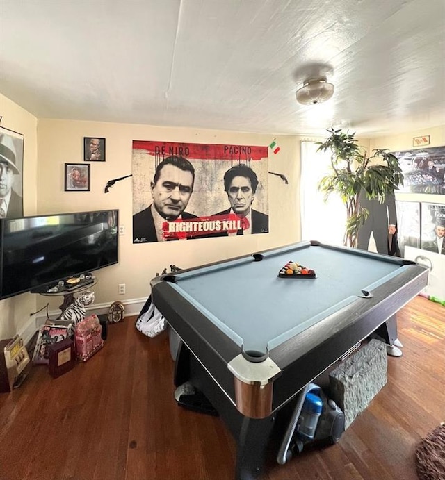 recreation room with baseboards, billiards, and wood finished floors