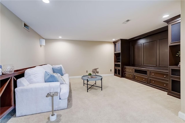 4 Windscape Park, Pittsford, NY 14534 - living room with recessed lighting, baseboards, visible vents, and light carpet