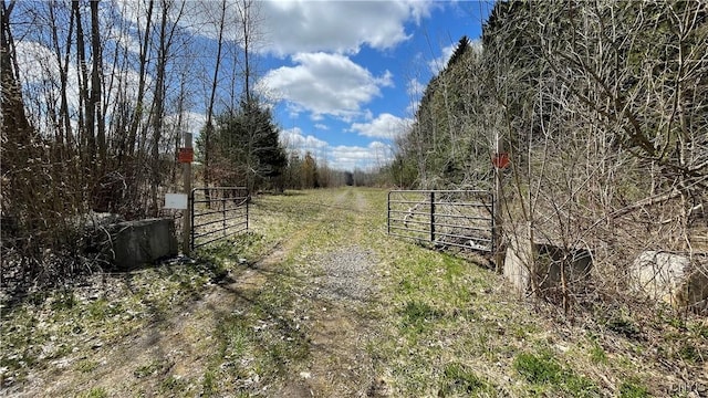 97 Oswego River Rd, Schroeppel, NY 13135
