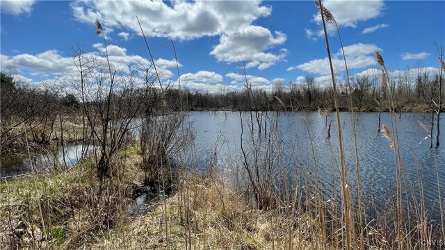 97 Oswego River Rd, Schroeppel, NY 13135