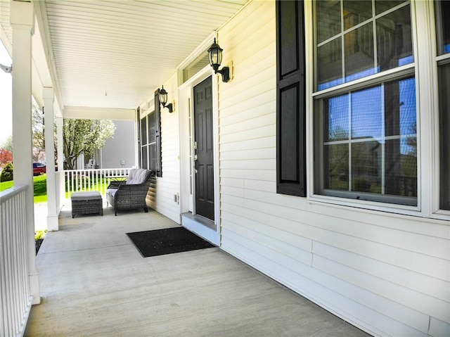 view of patio featuring covered porch