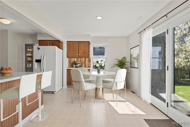 dining area with recessed lighting