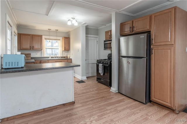 209 E Lynde St, Watertown-City, NY 13601 - photo 9