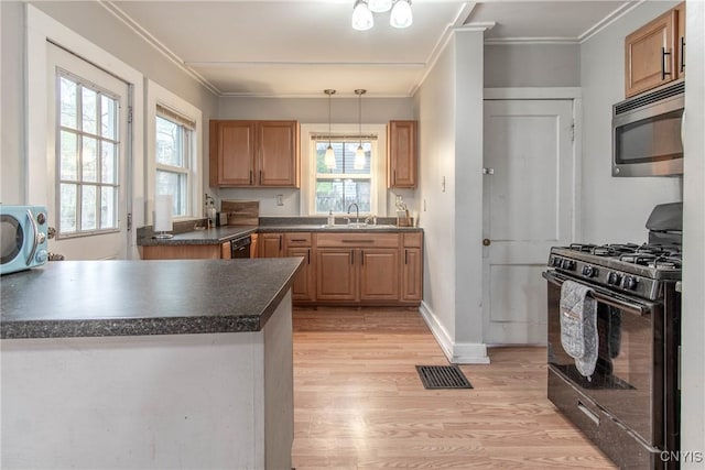 209 E Lynde St, Watertown-City, NY 13601 - photo 12