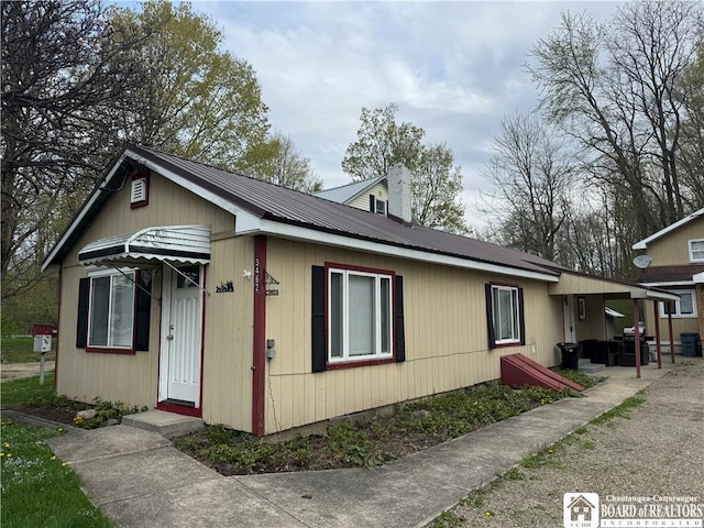 view of front of home with metal roof