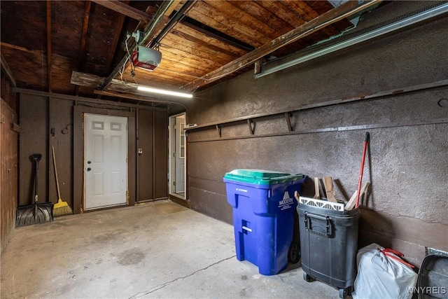 below grade area featuring a garage