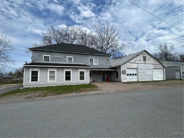 176 Lee St, Cape Vincent, NY 13618 - photo 2