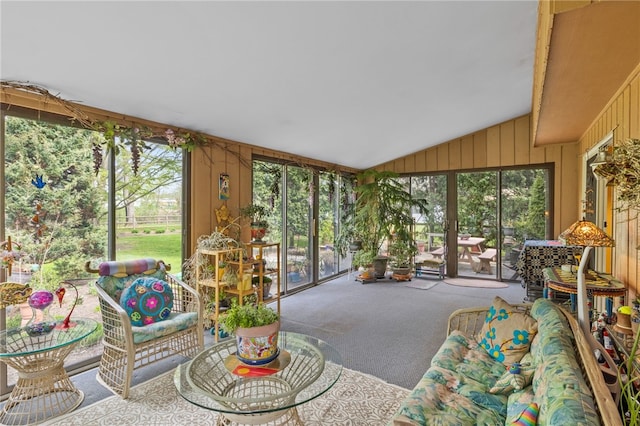 sunroom / solarium with outdoor lounge area
