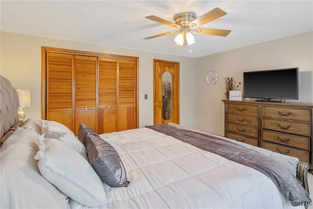 bedroom featuring a closet and ceiling fan