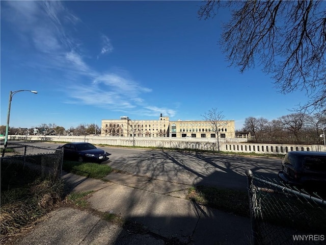 66 W Parade Ave, Buffalo, NY 14208 - exterior space featuring street lighting