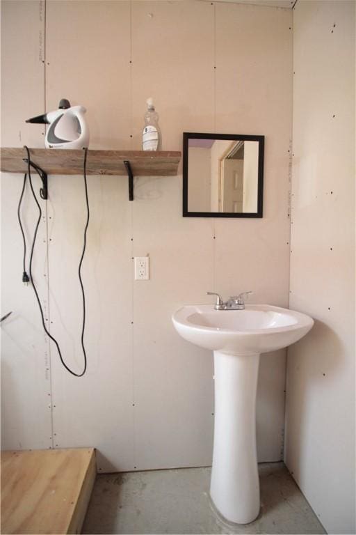 200 Mertz Rd, Bainbridge, NY 13733 - view of bathroom