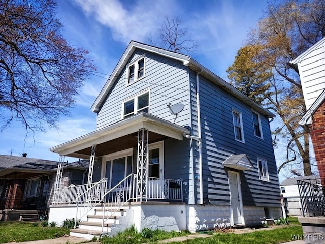 1126 La Salle Ave, Niagara Falls, NY 14301 - american foursquare style home featuring covered porch
