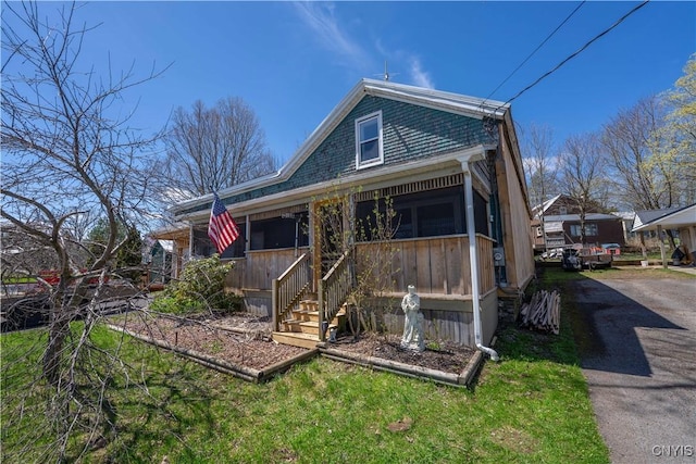 11511 State Route 26, Ava, NY 13303 - bungalow-style house with covered porch