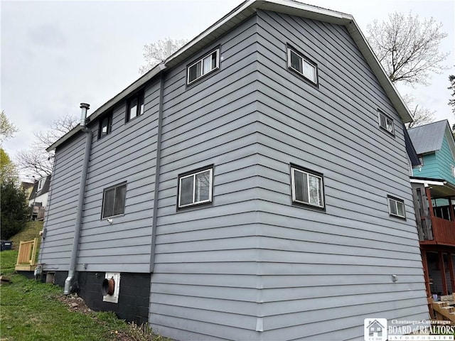 view of property exterior