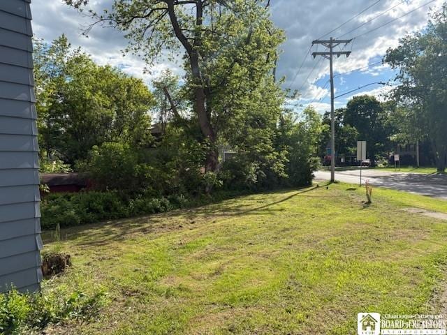 337 N 6th St, Olean-City, NY 14760 - view of grassy yard