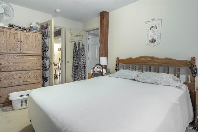 bedroom with carpet flooring