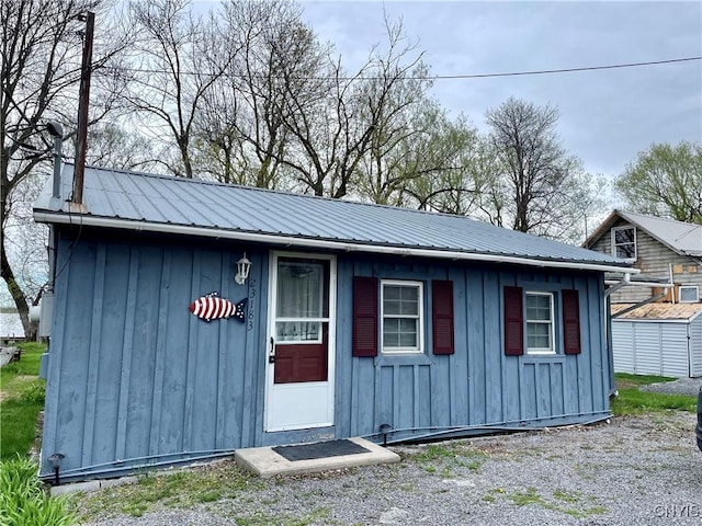 23183 Kitto Marina Dr, Brownville, NY 13634 - view of outbuilding featuring an outbuilding