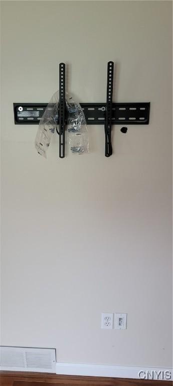 room details with visible vents