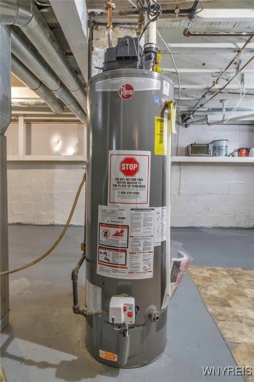 281 Roslyn Ave, Buffalo, NY 14215 - utility room featuring water heater
