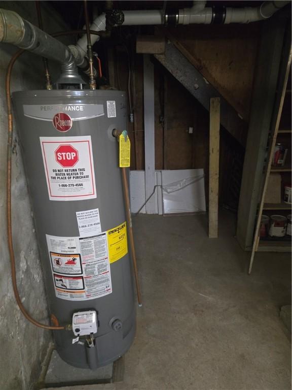 187 Cutler Ave, Corning-City, NY 14830 - utility room with water heater