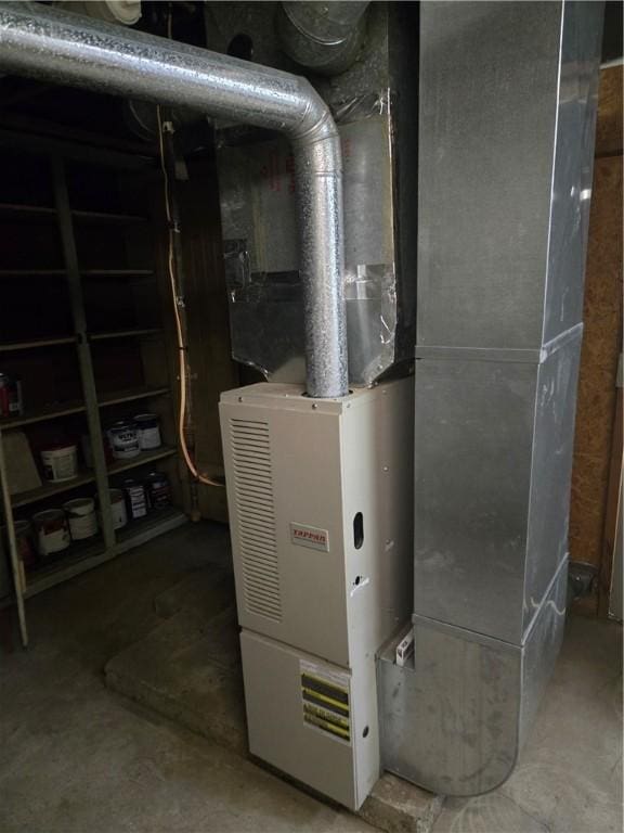 187 Cutler Ave, Corning-City, NY 14830 - utility room with heating unit