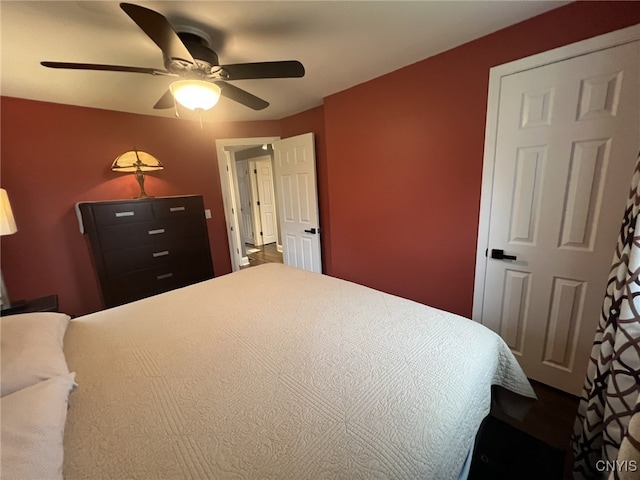 bedroom featuring ceiling fan