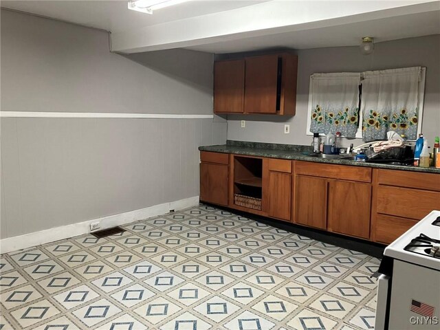 28 Lake Ave, Auburn, NY 13021 - photo 4