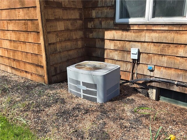 105 Wadsworth Ave, Avon, NY 14414 - photo 3