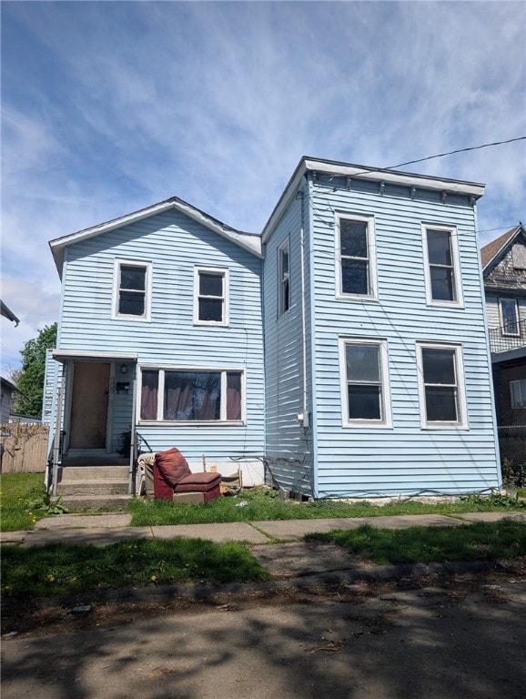 559 E 3rd St, Elmira-City, NY 14901 - view of front facade