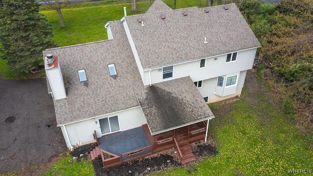 aerial view of property and surrounding area