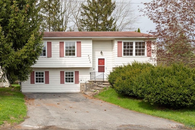 view of split foyer home