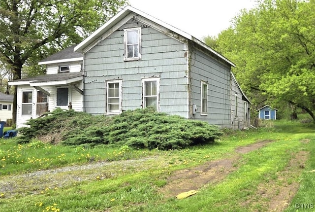 107 Mill St, Elbridge, NY 13060 - view of side of property