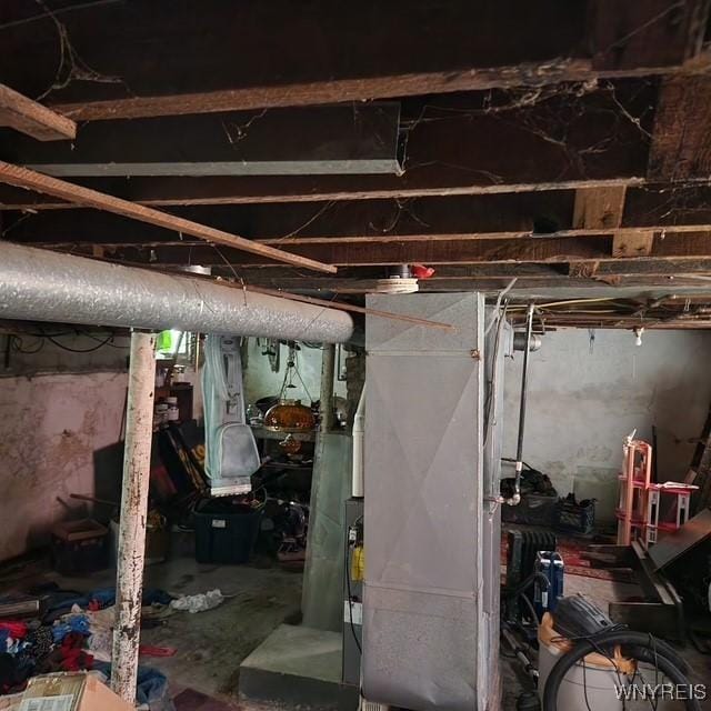view of unfinished basement