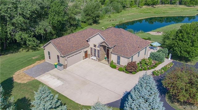 bird's eye view featuring a water view