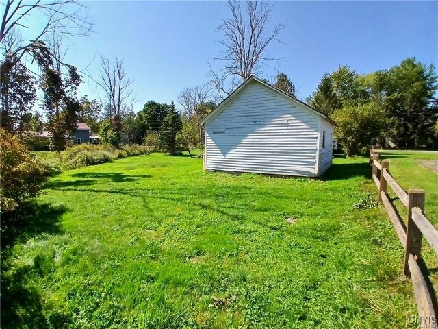 7484 Lake St, Vienna, NY 13042 - view of yard