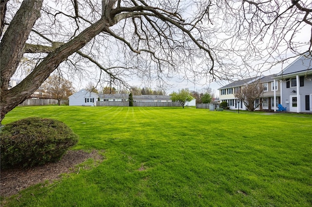 view of yard with a residential view