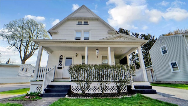 view of front of house featuring covered porch