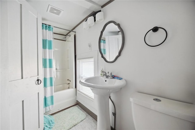 11519 E Lake Rd, Wayne, NY 14840 - full bathroom featuring toilet, shower / tub combo with curtain, and visible vents