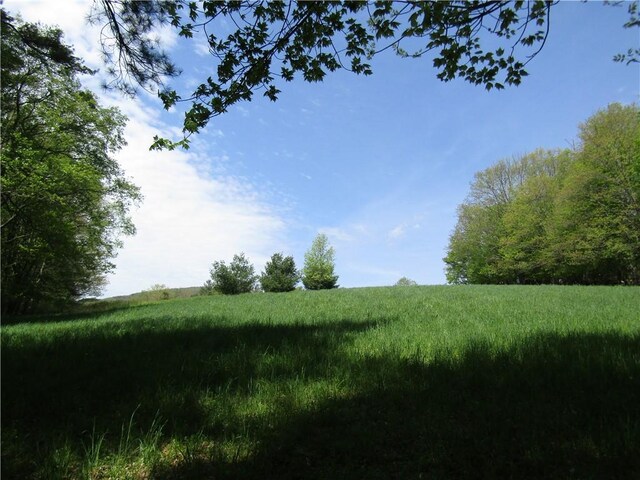 125 Mayhem Pond Dr, Gilboa, NY 12167