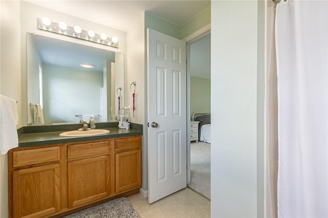 full bath with vanity