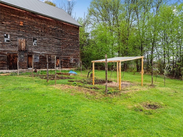 7471 State Highway 80, Springfield, NY 13326 - view of grassy yard featuring an outdoor structure