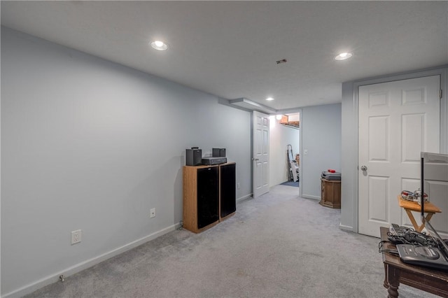 8 Hawkes Trl, Penfield, NY 14580 - hall featuring recessed lighting, light colored carpet, and baseboards
