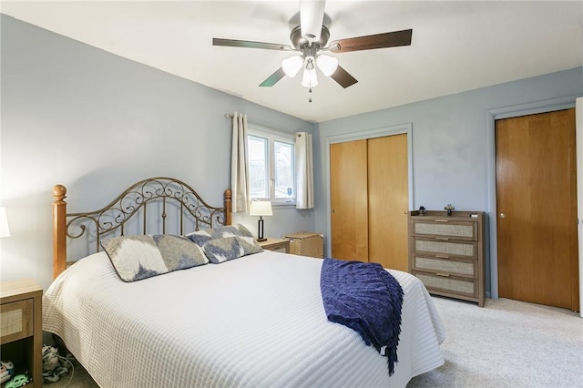 bedroom featuring carpet and a ceiling fan
