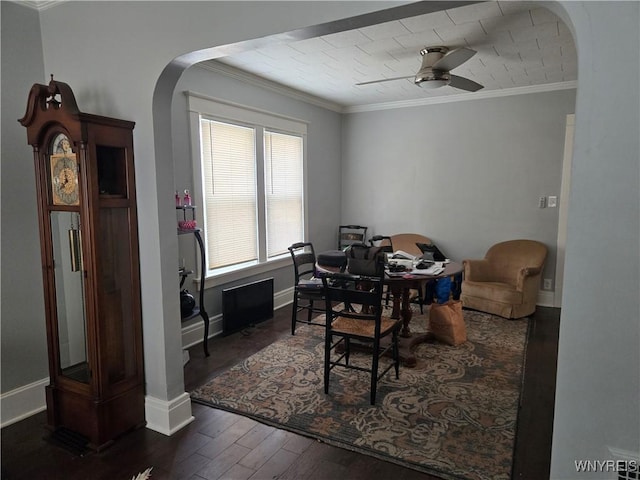 321 Hamilton Blvd, Tonawanda-Town, NY 14217 - dining space with arched walkways, hardwood / wood-style flooring, crown molding, baseboards, and a ceiling fan