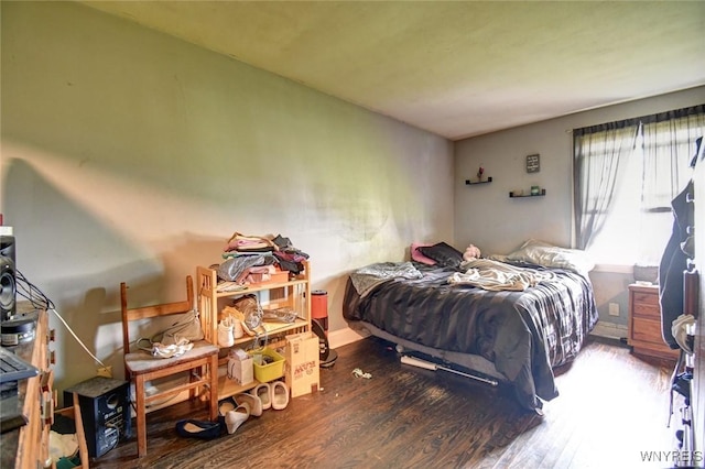 226 Parkhurst Blvd, Tonawanda-Town, NY 14223 - bedroom featuring wood finished floors and baseboards