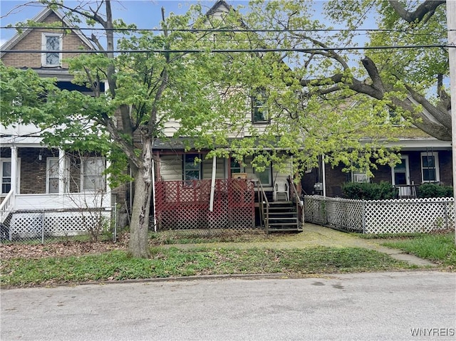 view of front of house with a porch
